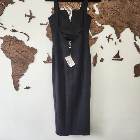 Ivory and Chain Black Suede Dress - Picture 9 of 10